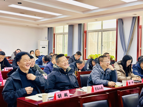 张建华教授为四川省凉山彝族自治州冕宁县科级干部培训班，作题为《文旅融合与乡村振兴》的专题讲座