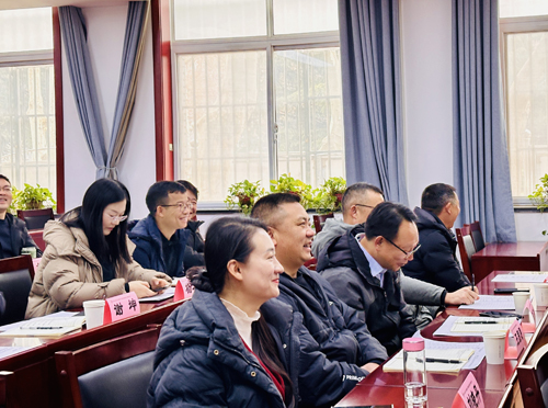 张建华教授为四川省凉山彝族自治州冕宁县科级干部培训班，作题为《文旅融合与乡村振兴》的专题讲座